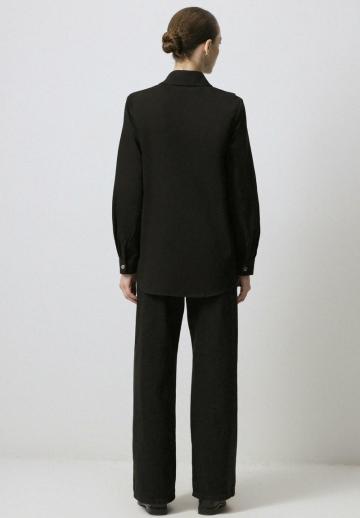 Куртка с накладнымит карманами