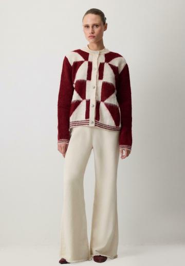 Жаккардовая кофта