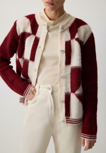 Жаккардовая кофта