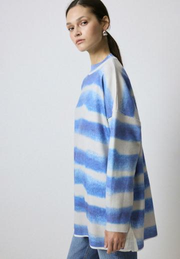 Длинный пуловер