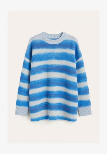 Длинный пуловер