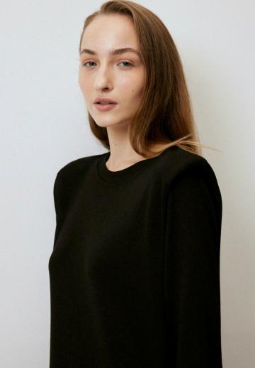 Вязаное платье