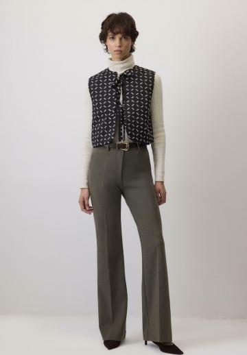 Короткая куртка