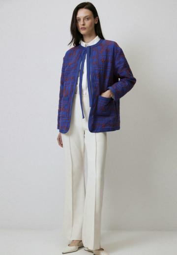 Жаккардовая вязаная кофта