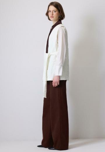 Длинный жилет