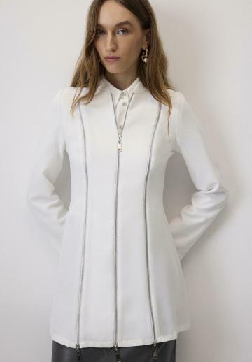 Короткое пальто