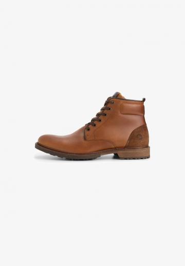 Ботинки на шнуровке