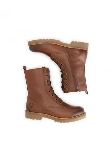 Ботинки на шнуровке