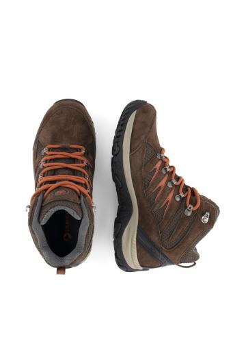 Ботинки на шнуровке