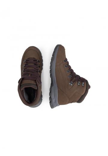 Походные ботинки