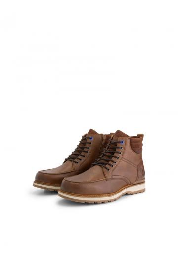 Зимние ботинки