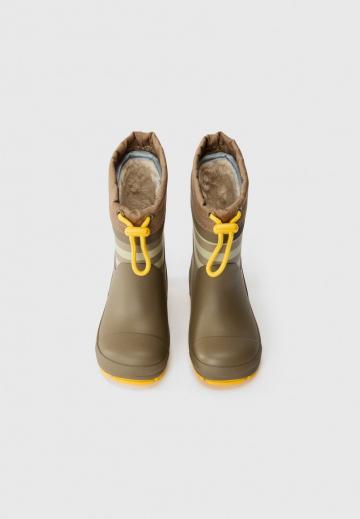 Резиновые сапоги