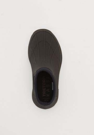 Резиновые сапоги