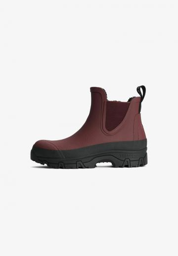 Резиновые сапоги