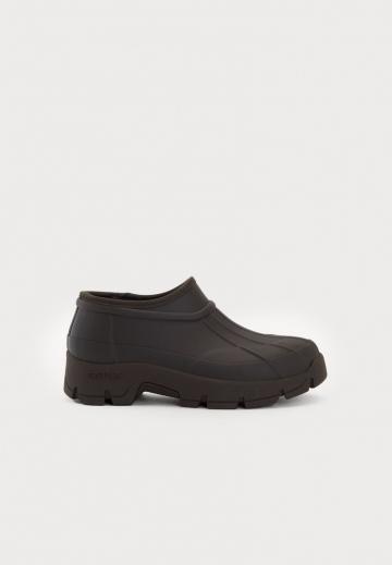 Полуботинки