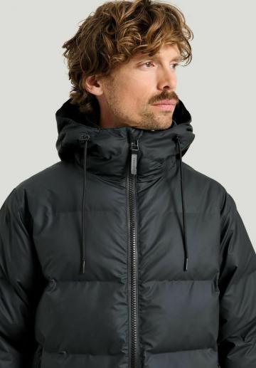 Зимняя куртка