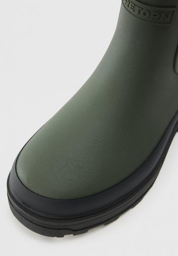 Резиновые сапоги