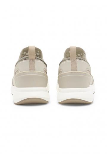 Гандбольные кроссовки