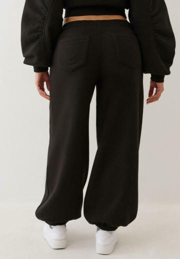 Спортивные штаны