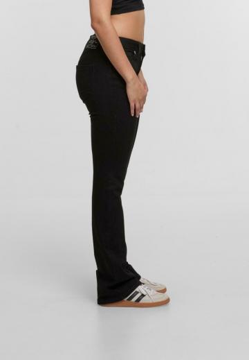 Клешеные джинсы