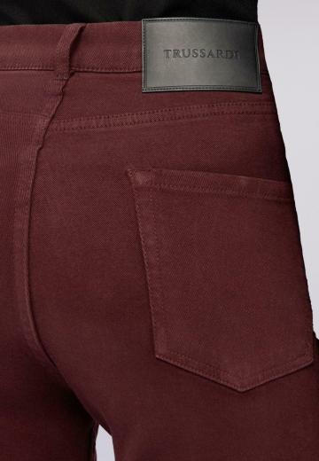 Клешеные брюки