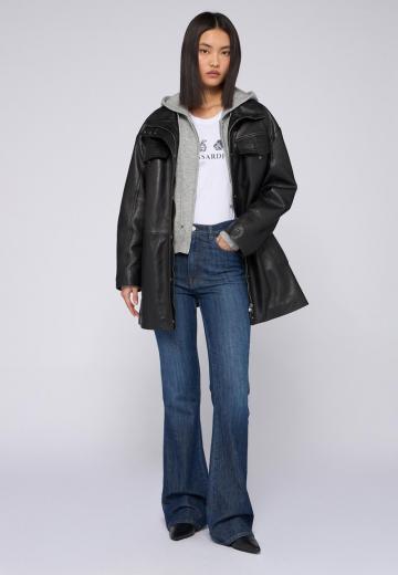 Клешеные брюки