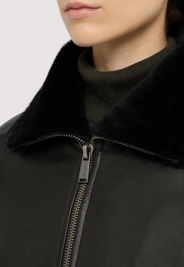 Кожаная куртка