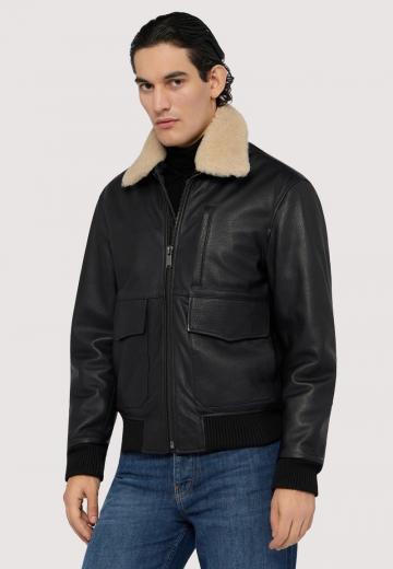 Куртка бомбер