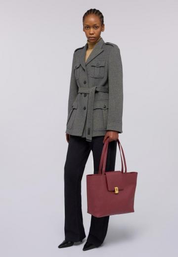 Короткое пальто