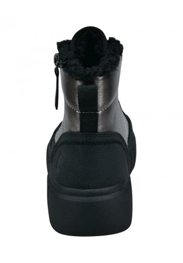 Ботинки на шнуровке