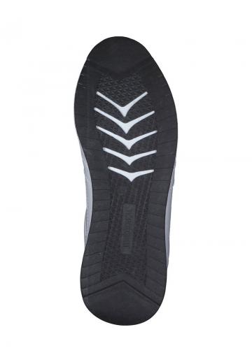 Гандбольные кроссовки