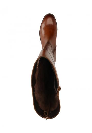 Ботинки на шнуровке