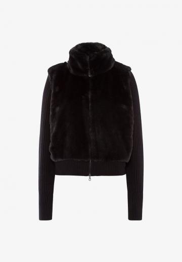 Вязаная кофта