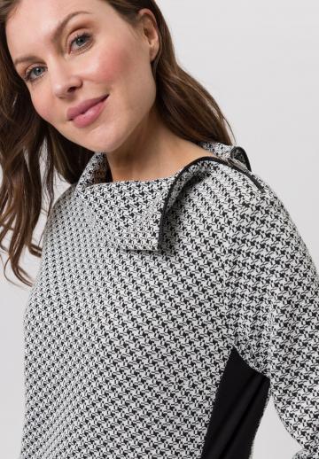 Вязаное платье