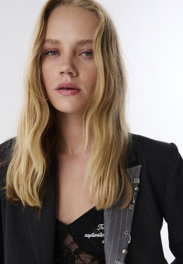 Длинный блейзер