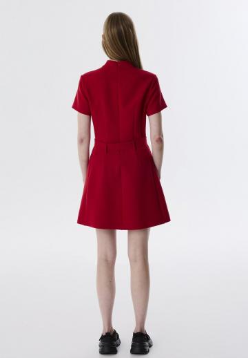 Короткое платье