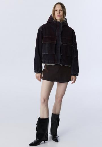 Куртка с накладнымит карманами