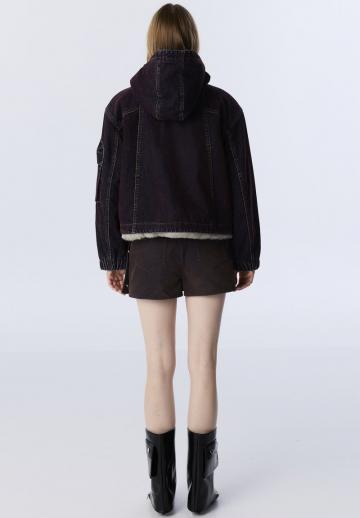 Куртка с накладнымит карманами