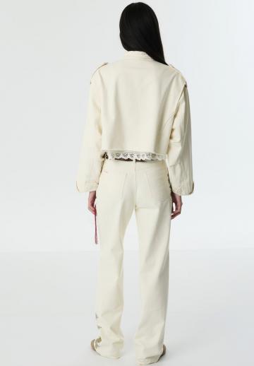 Куртка с накладнымит карманами