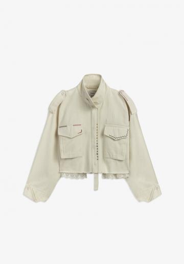 Куртка с накладнымит карманами