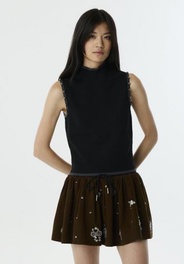 Пуловер без рукавов