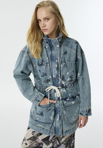 Джинсовая куртка