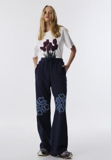 Спортивные штаны