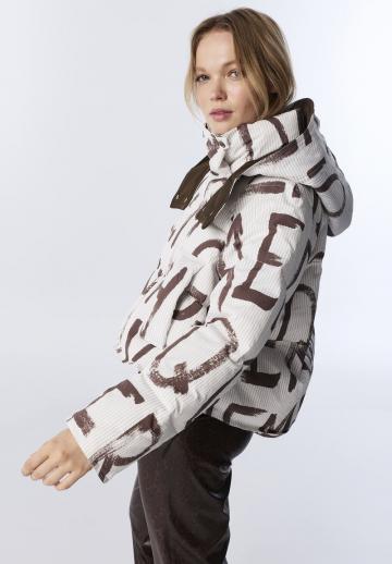 Зимняя куртка