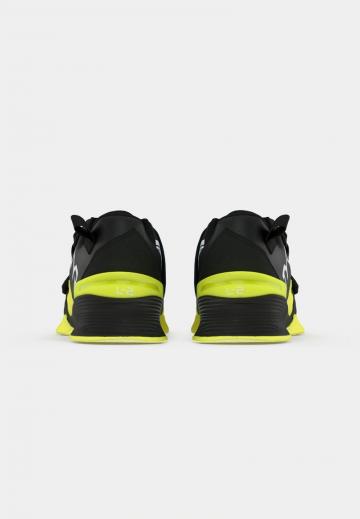 Тренировочные кроссовки