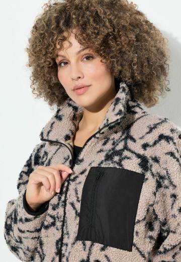 Короткое пальто