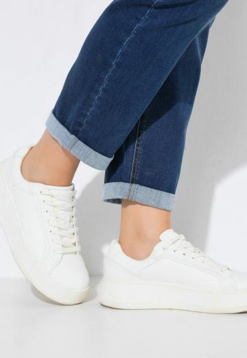 Короткие джинсы