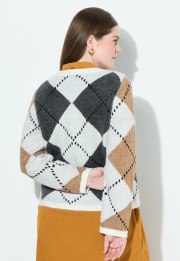 Жаккардовая вязаная кофта
