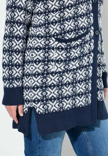Жаккардовая кофта