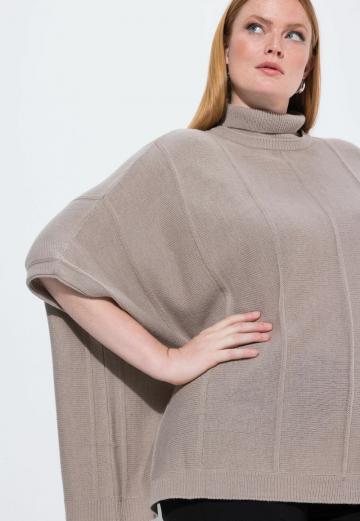 Пуловер с рукавом три четверти